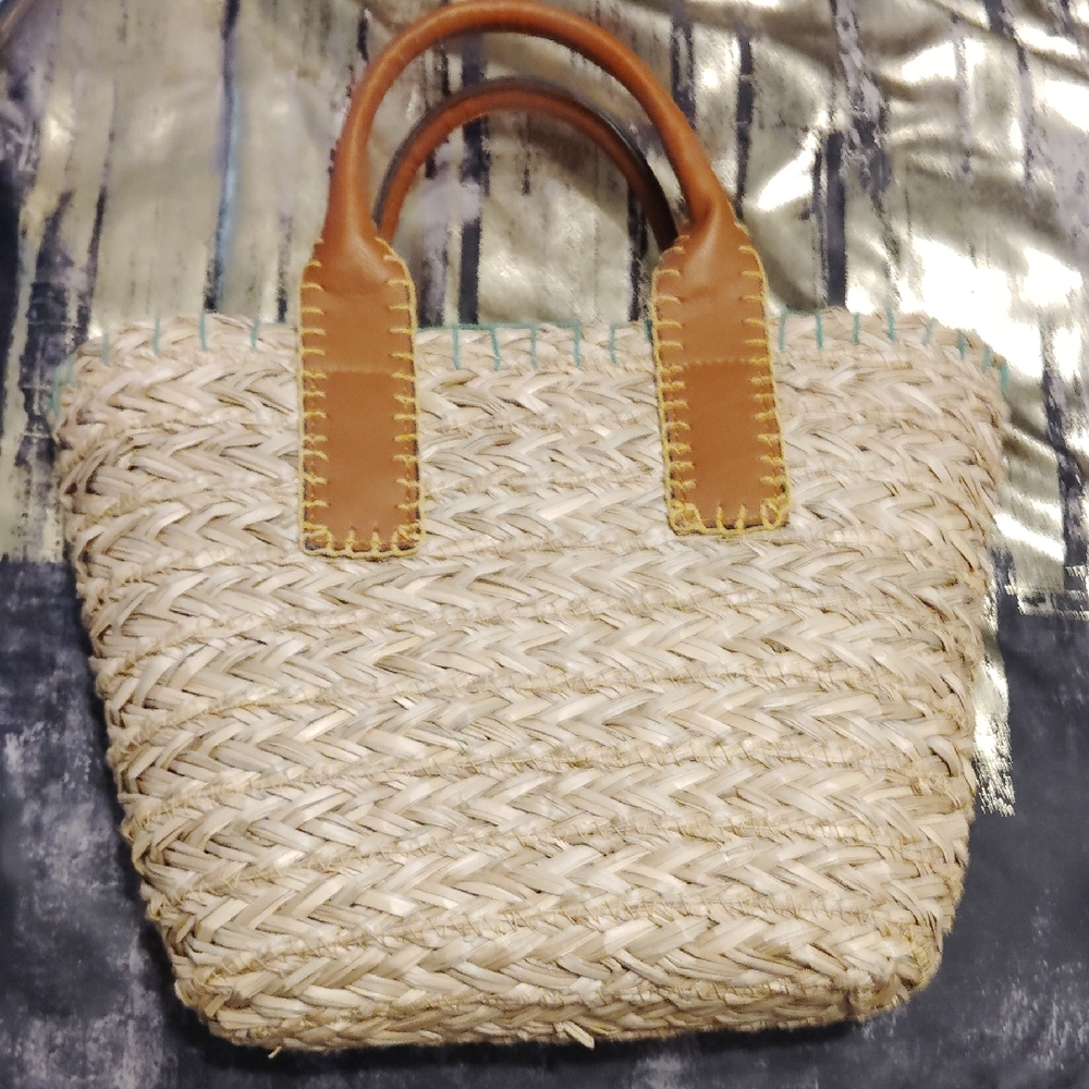 Universal Thread Tan and Cream Woven Tote